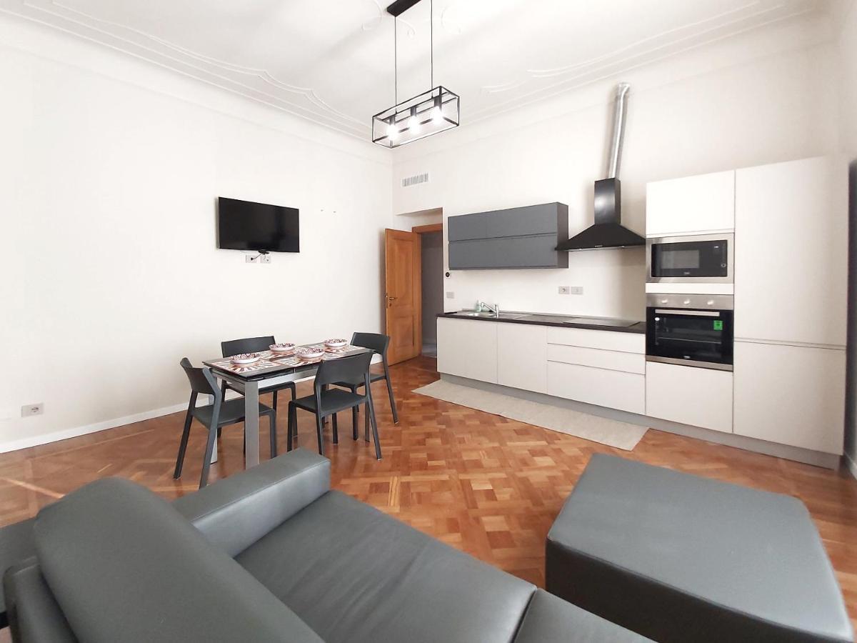 Apartament Le Due Piazze Genua Zewnętrze zdjęcie