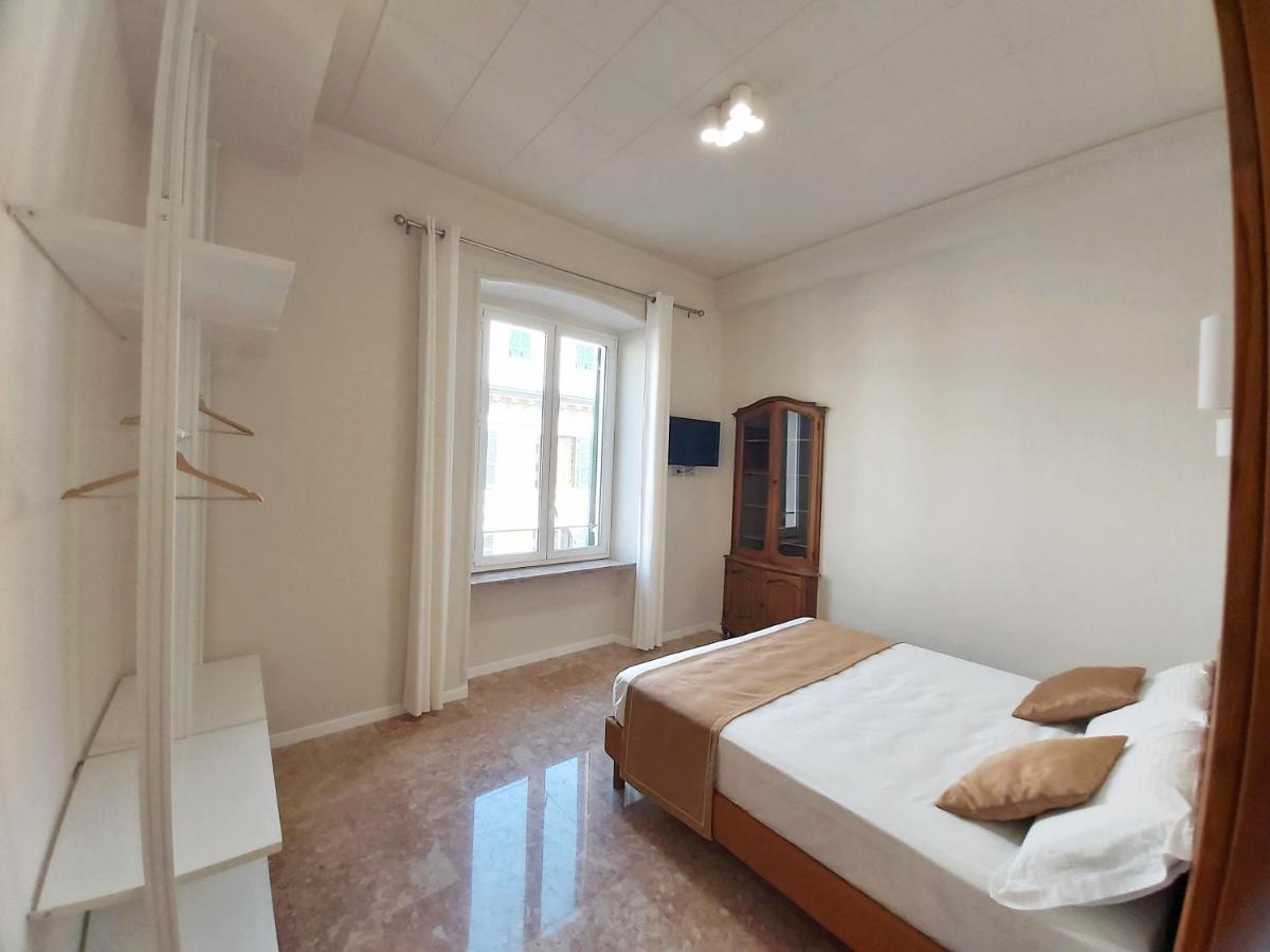 Apartament Le Due Piazze Genua Zewnętrze zdjęcie